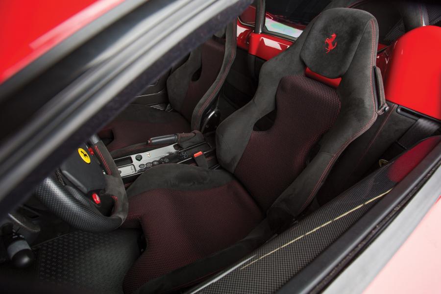 Интерьер Ferrari F430 Scuderia Spider 16M 2008 года  (NA) (фото 18 из 29)